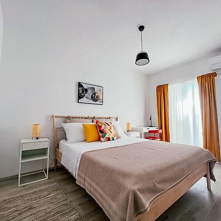 Apartments Happy Sukošan Extérieur photo
