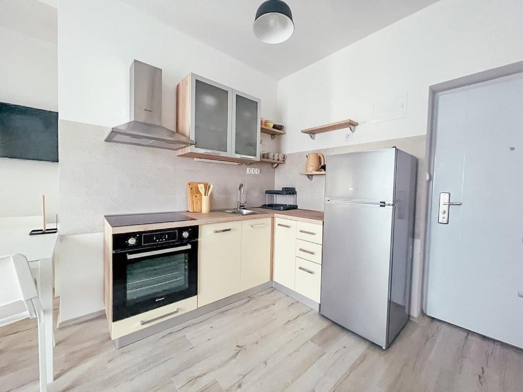 Apartments Happy Sukošan Extérieur photo