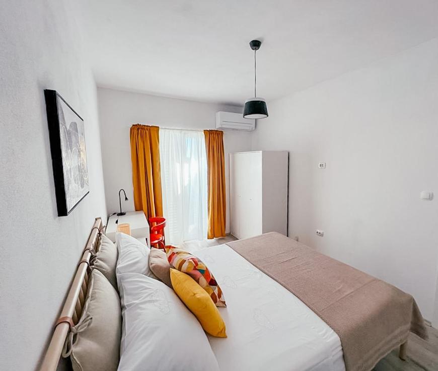 Apartments Happy Sukošan Extérieur photo