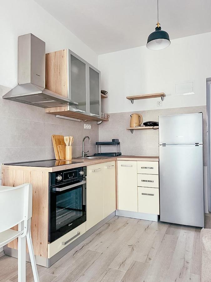 Apartments Happy Sukošan Extérieur photo